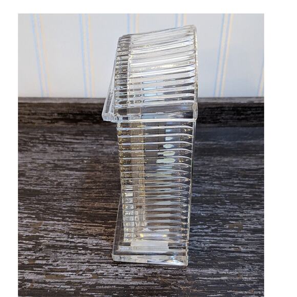 Godinger Crystal Quartz 24 % Crystal Battery Operated Mantel Clock - Picture 5 of 5